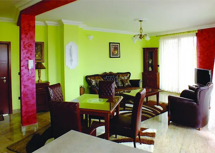 Novi Lux Maestro Апартаменты *