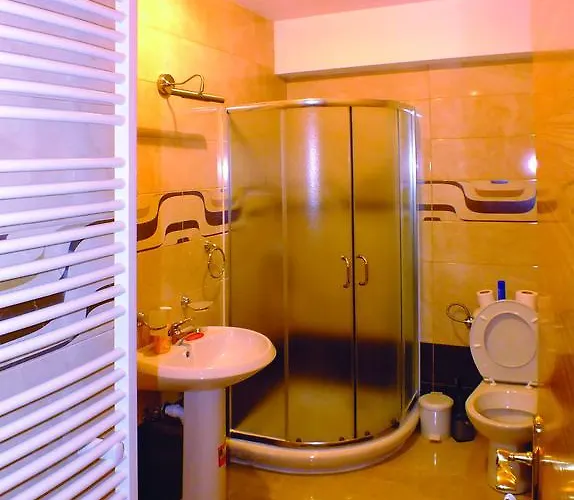 Novi Lux Maestro Апартаменты Крагуевац